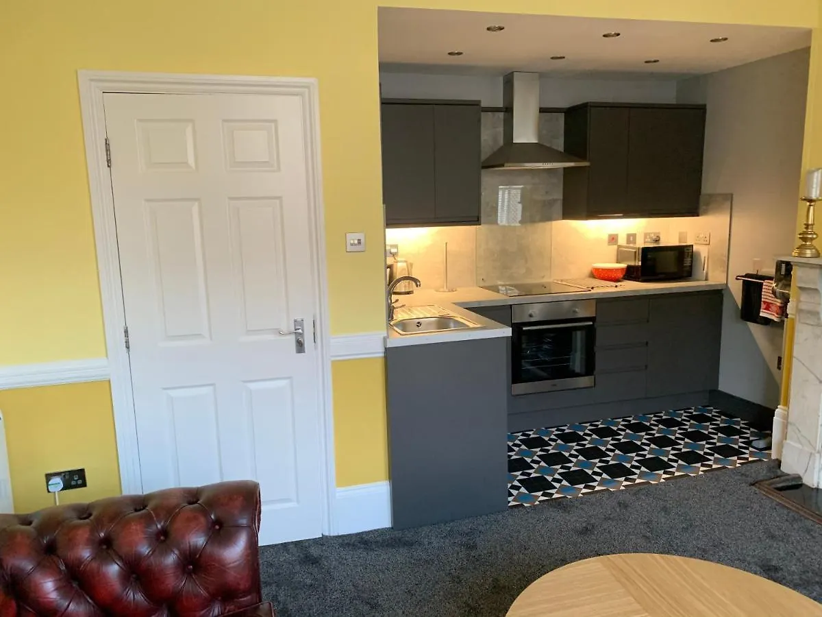 Chiltern Holiday Apartments Whitby