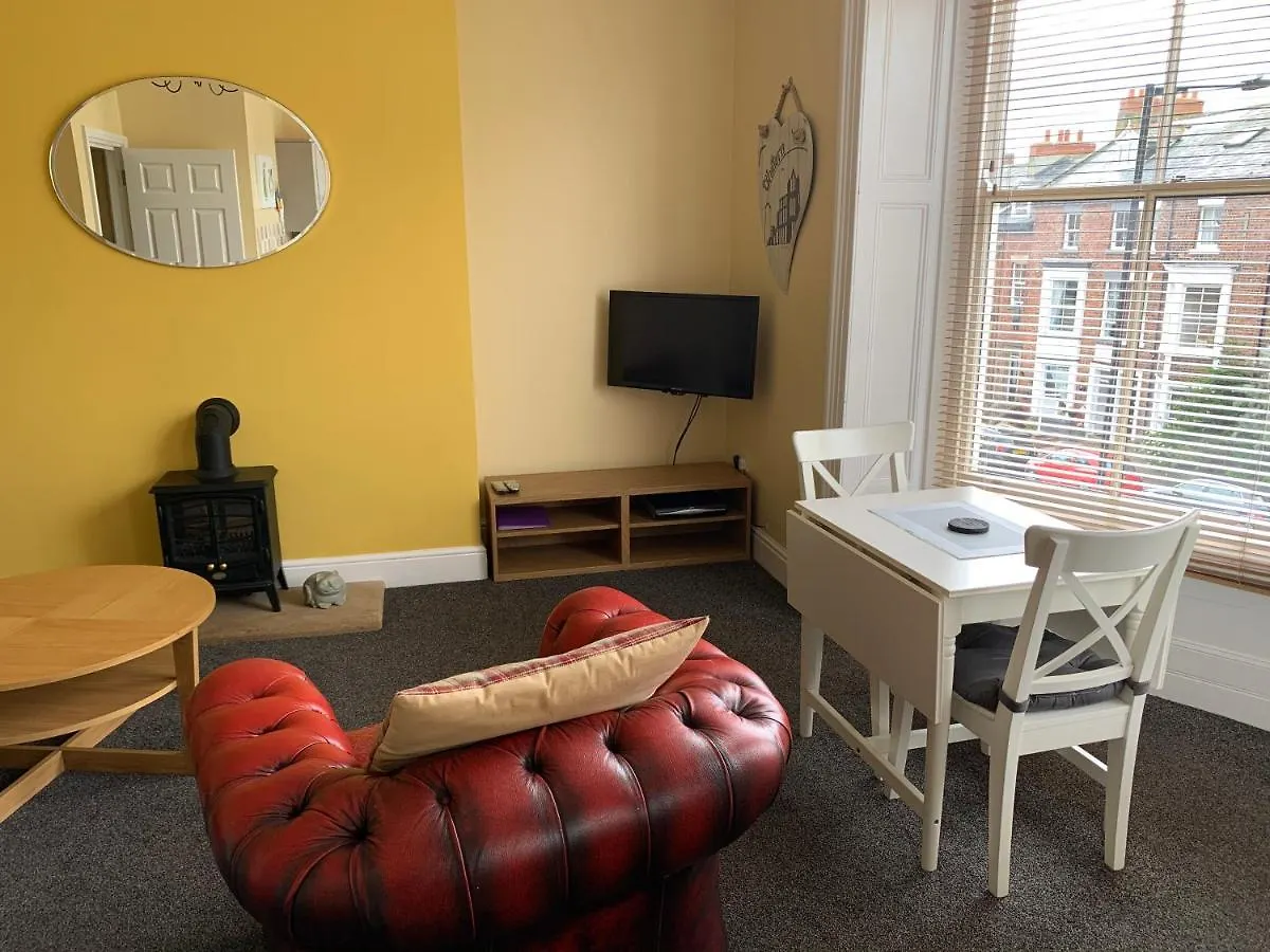 Chiltern Holiday Apartments Whitby