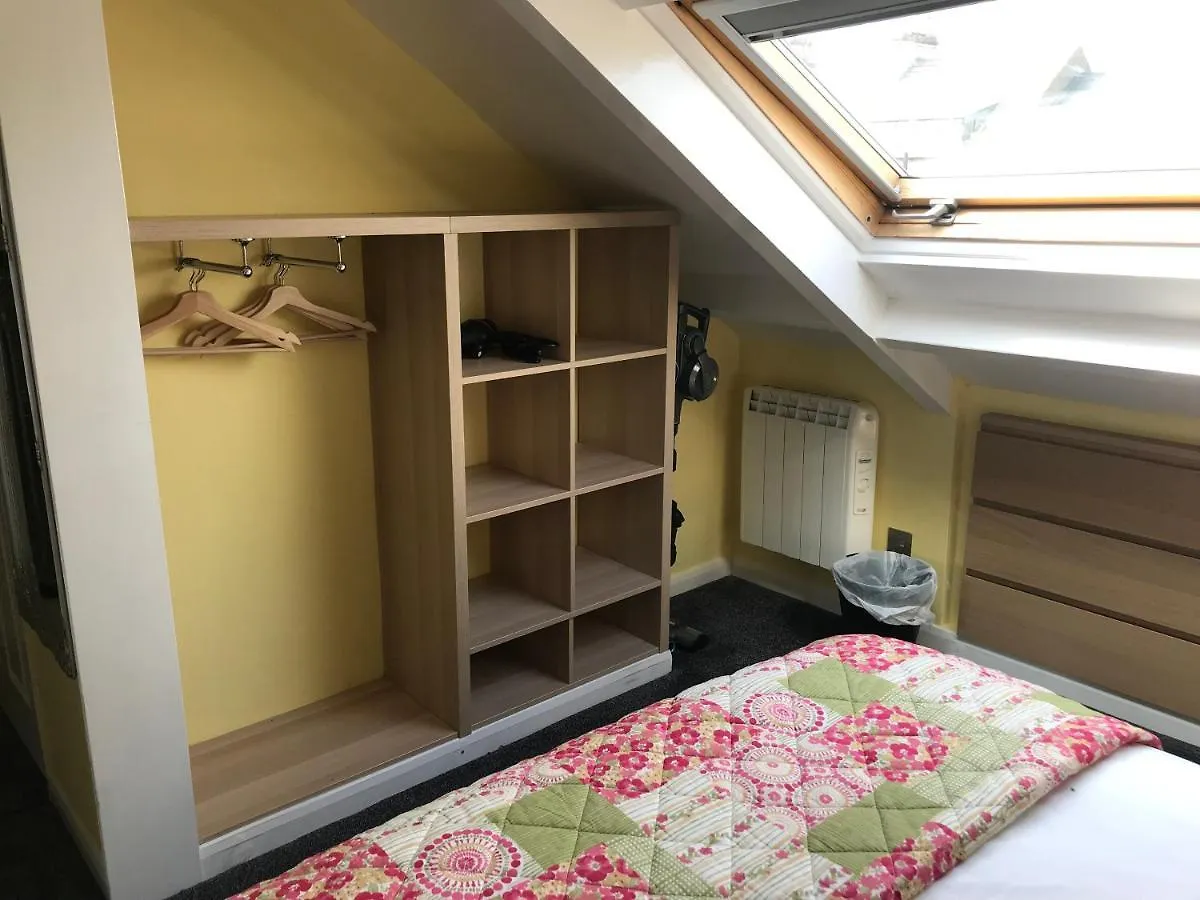 Chiltern Holiday Apartments Whitby