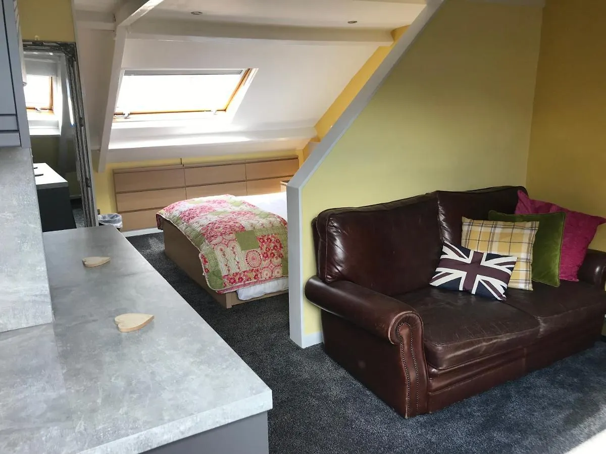 Chiltern Holiday Apartments Whitby